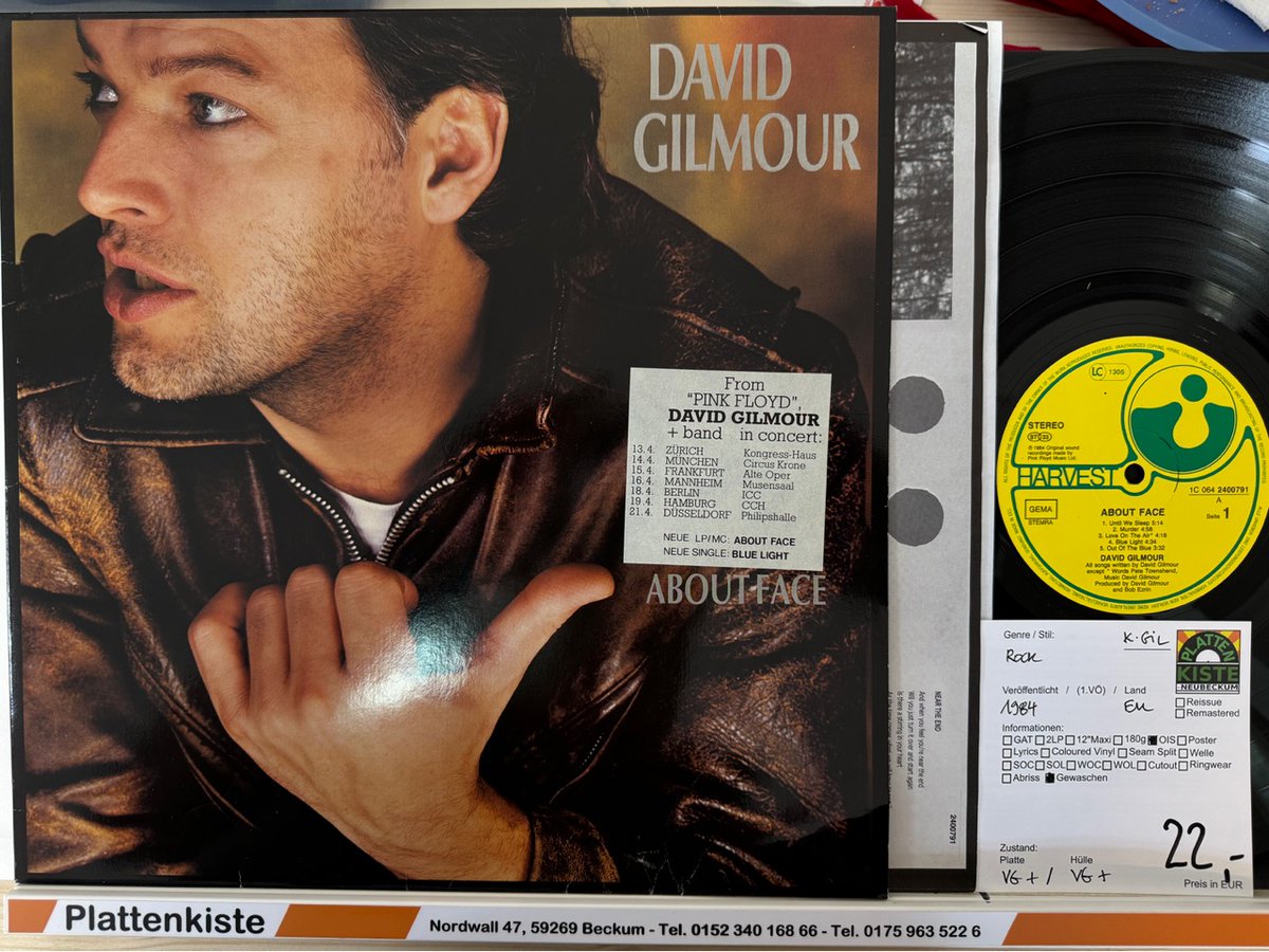 PlattenkisteNBC's tweet photo. #record #recordstore #recordlove #recordlover #vinyl #vinyllove #vinylove #vinyljunkie #vinylporn #schallplatten #knistern #musik #music #relaxen #plattenspieler #plattenliebe #vinylrecords #vinyldeals https://t.co/nmT9RRmEV0