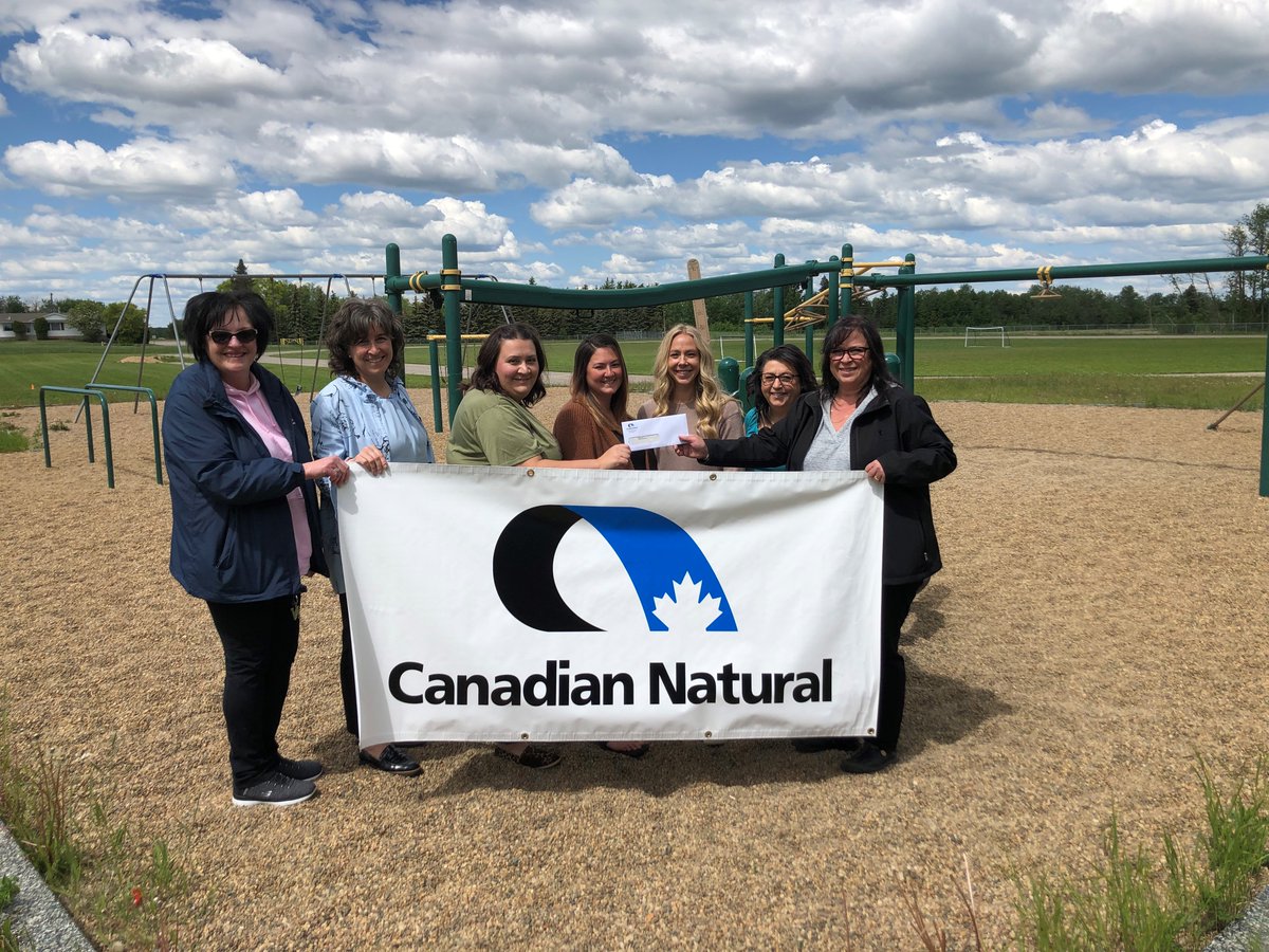 CanadianNatural's tweet image. We recently supported #Glendon School, part of the Northern Lights School Division, by providing funds to update their current playground.