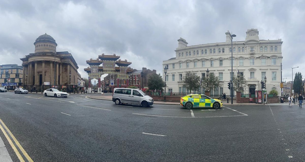 ExpressCollege's tweet photo. Our students loved Liverpool so much, we had to go back! The 'Liverpool Eye', the Albert Dock and live music provided a great adventure around the city. Some students got a picture at Anfield with the trophies and pitch! 
Do you want to come next time? See:https://t.co/ZnDbmUtggs https://t.co/ChE5yghTDh