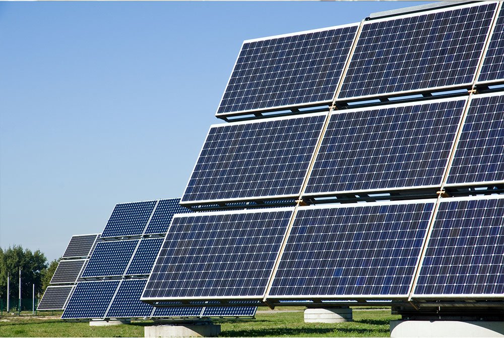 Proyección de país a favor del medio ambiente.El próximo período lectivo tres universidades cubanas desarrollarán el curso de ciclo corto sobre Fuentes Renovables de Energía.
<a href="/serv_pcentro/">Empresa Servicios Portuarios del Centro</a> <a href="/E_RdgzDavila/">Eduardo Rodríguez Dávila</a> 
<a href="/MiguelPinedaLp1/">Miguel Pineda López</a> <a href="/MitransCuba/">Ministerio del Transporte de Cuba</a> 
<a href="/GemarOsde/">GEMAR</a> <a href="/DespachoGEMAR/">Despacho GEMAR</a> 
#Cienfuegos