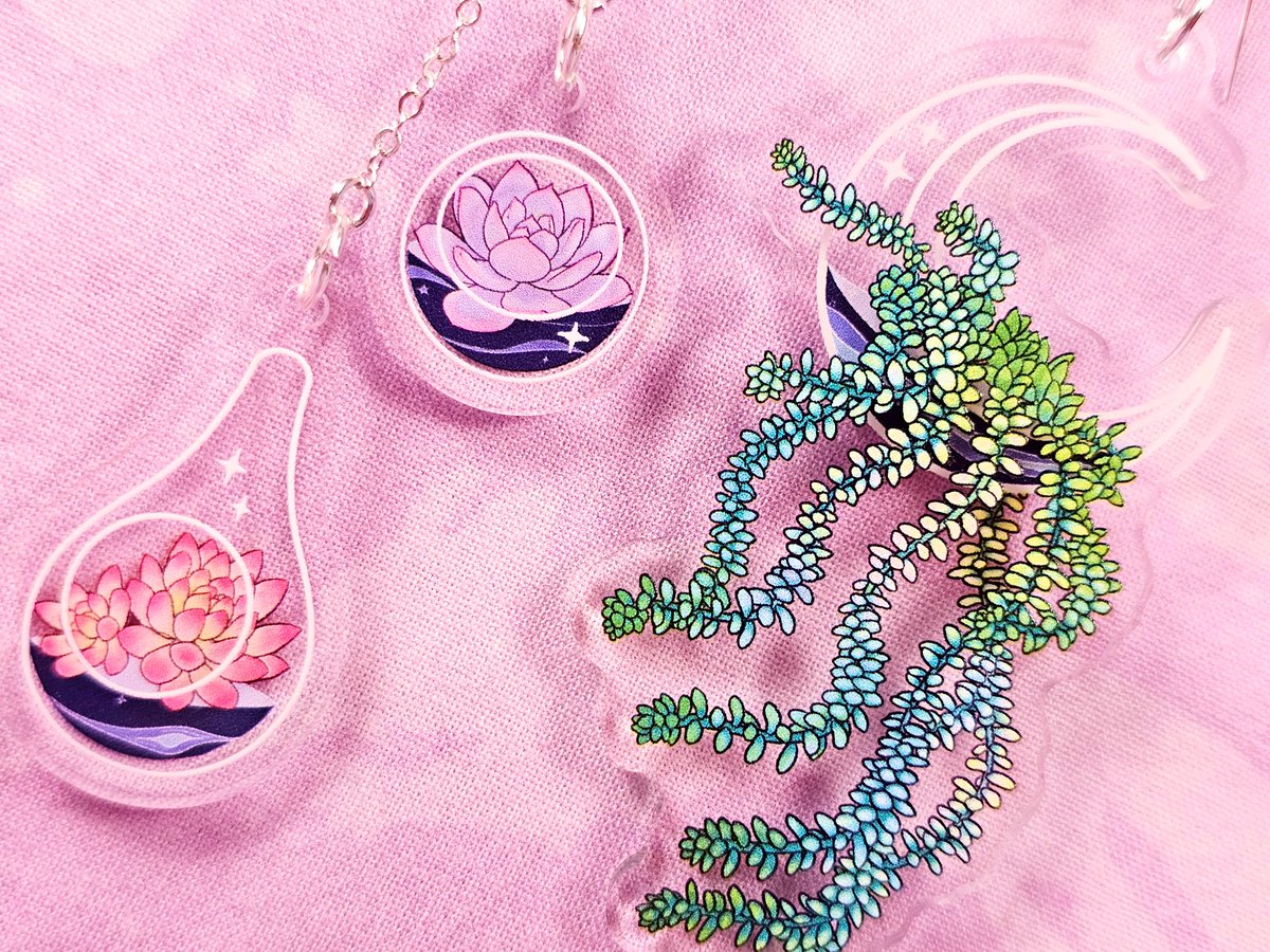 celestialsqurl's tweet photo. Really excited to announce these beautiful new asymmetrical, 3D-layered acrylic earrings designed by Song, our resident plant expert! 🪴💚🪷
https://t.co/VOiHkhQvbp https://t.co/QDIM0LkLuC
