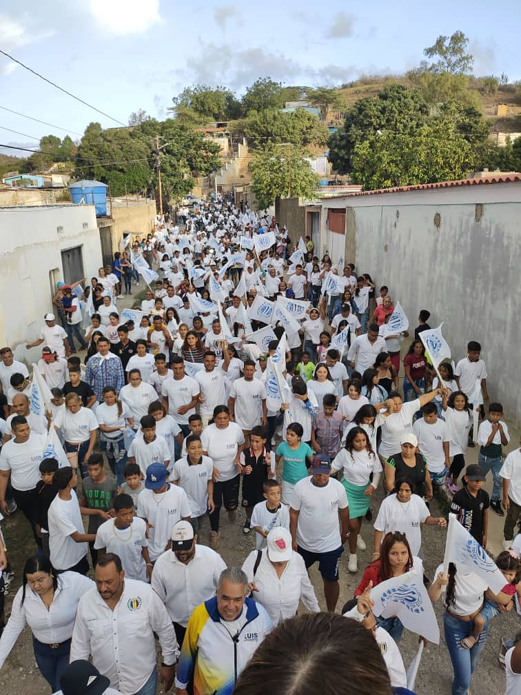 Roberto Sanchez Fortoul tweet media