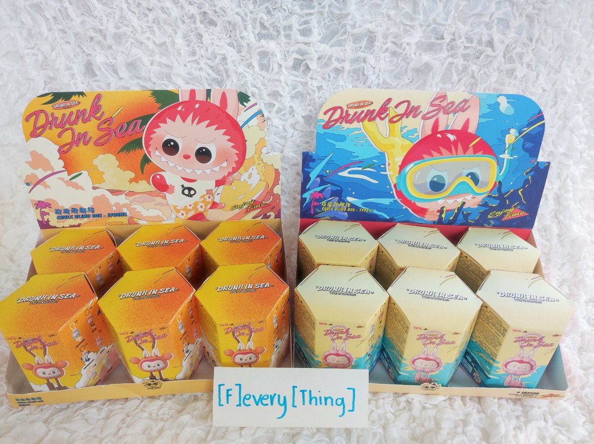 f_verything's tweet photo. สายชาร์จ Labubu 

￼The Monsters Enchanted by the Seaside Series-Cable ของแท้ 💯 [POP MART]

🔗https://t.co/qs2tuXtke2

มีทั้ง lightning และ type-c

#POPMART #blindbox #arttoy #ตลาดนัดLabubu #ตลาดนัดลาบูบู้ #labubu #labubuthailand #ตลาดนัดpopmart https://t.co/iUBKIUJkUg