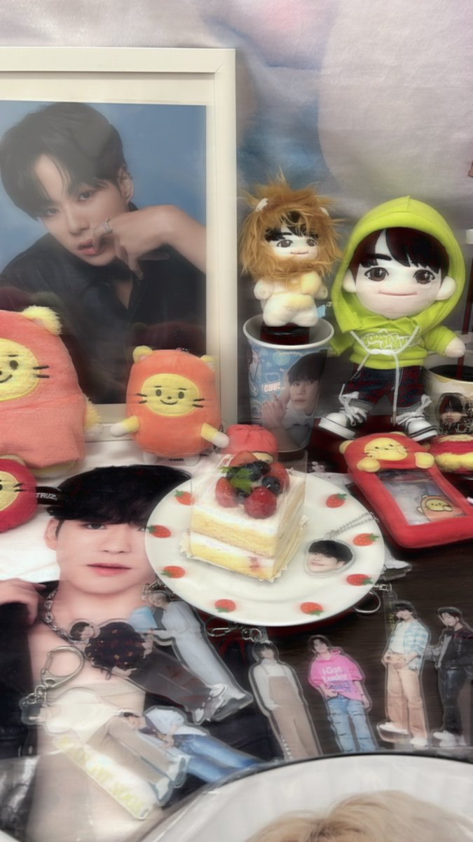 trytr0404's tweet photo. 재혁を大好きになって3回目のセンイル、今年もお祝いできて幸せです🩵ジェヒョクが笑顔で幸せな1年になりますように💞JAEHYUKの幸せは私の幸せであります🩵
 #다정다정한_재혁이_태어나줘서_고마워
 #KingOfHeartsJaehyukDay
 #いつもしあわせでいてくれたらありがとう https://t.co/4PHByoaQSO