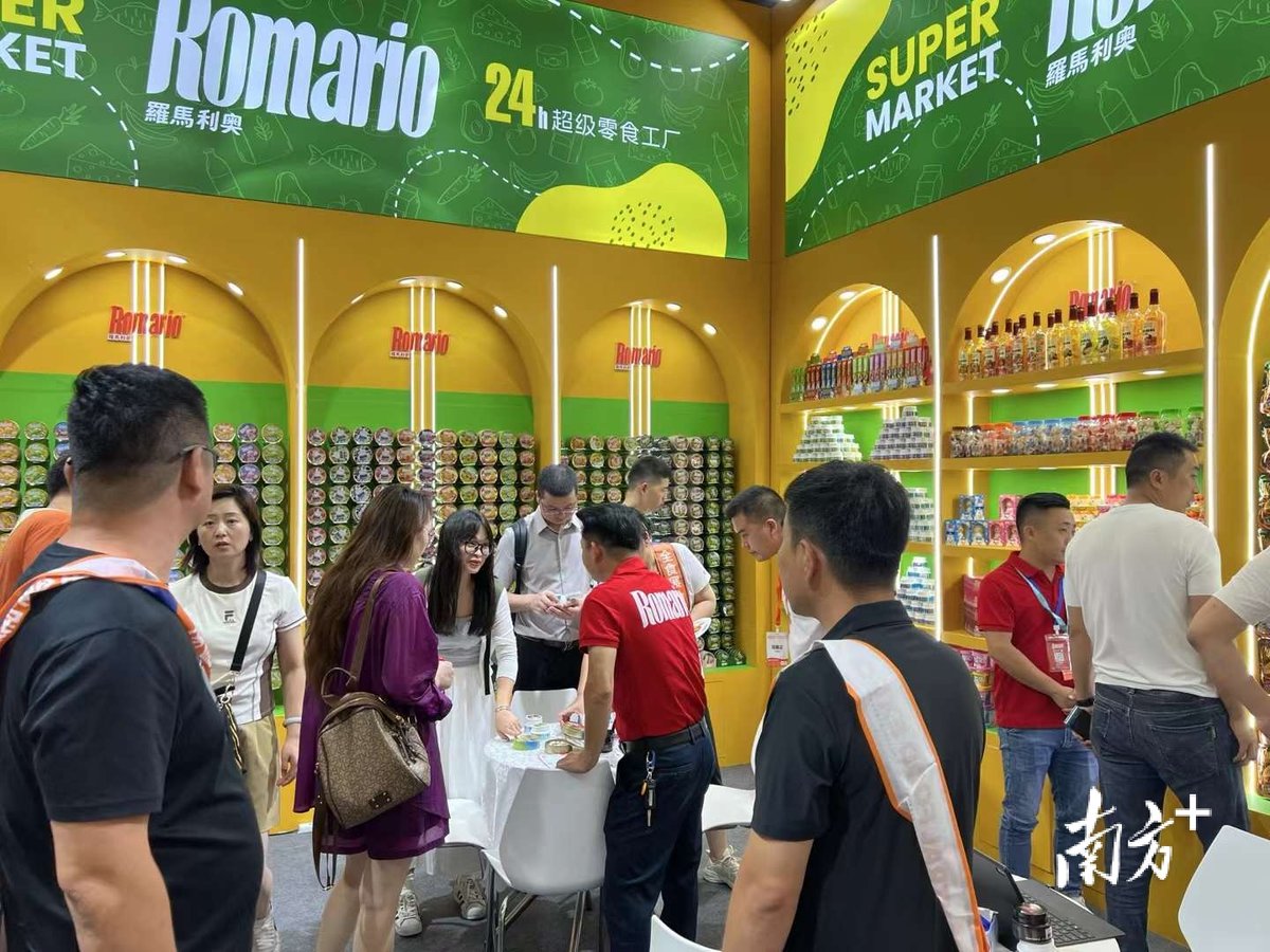 lovechaozhou's tweet photo. From July 20th to 22nd, over 20 enterprises from Anbu Town, known as the "Candy Town"🍬 of #Chaozhou, participated in the 8th Cross-Strait Food Trade Fair and the 11th #Taiwan-#Fujian (Quanzhou) Food Trade Fair in Jinjiang, Fujian Province. These Chaozhou enterprises aimed at securing more orders and expanding their presence through the Fair.