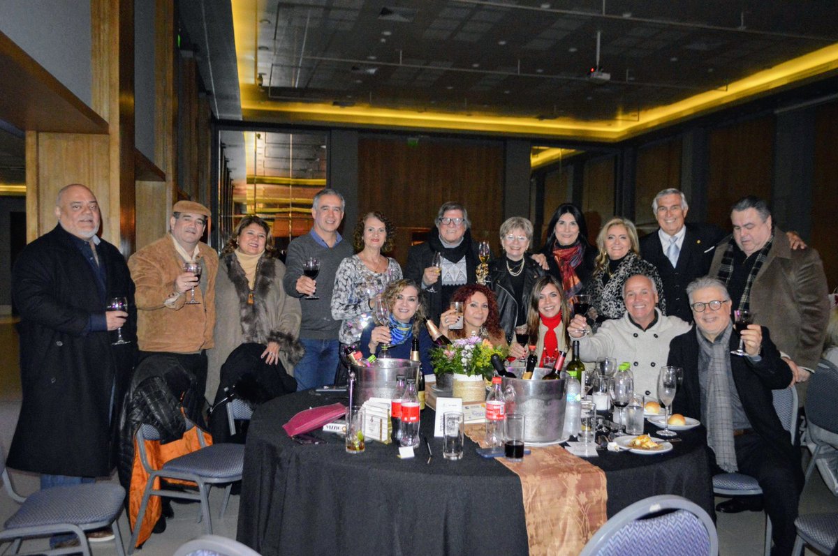 Club Centenario 
Fiesta de Amistad por siempre