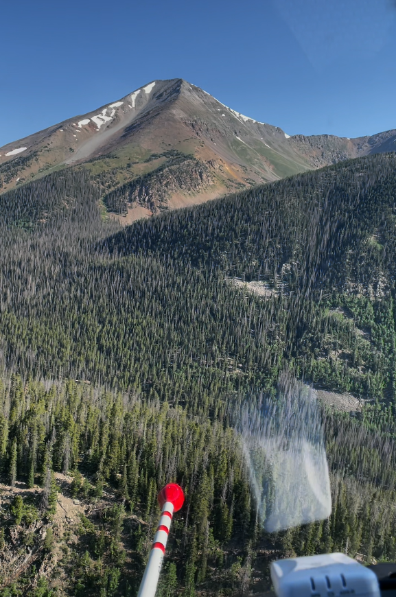 USGS_CO's tweet photo. Why is #USGS doing that? These flights provide images that expand the fundamental knowledge of geology underpinning a broad series of historic mining districts known as the Colorado #Mineral Belt. #EarthMRI @CoGeolSurvey https://t.co/YKXcpSs3XX