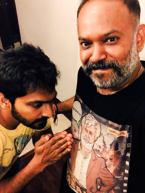 surbalunw's tweet photo. celebrating #8yearsofKabali with #Thalaivar Veriyans 

❤️❤️❤️

@anirudhofficial @Siva_Kartikeyan @vp_offl  @VigneshShivN 

#SuperstarRanijikanth | #superstar @rajinikanth | #Rajinikanth | #Coolie | #Vettaiyan | #8YearsOfIHKabali https://t.co/a47GR4AclE