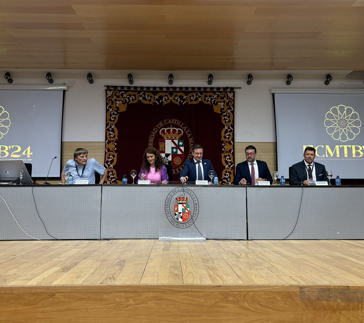 ecmtb2024's tweet image. #ECMTB24

@EvaOrtegaPaino and @amadorpastorn attended the opening of ECMTB 24. Thank you both for being there! We appreciate the support from @CienciaGob, @educajccm and @uclm_es