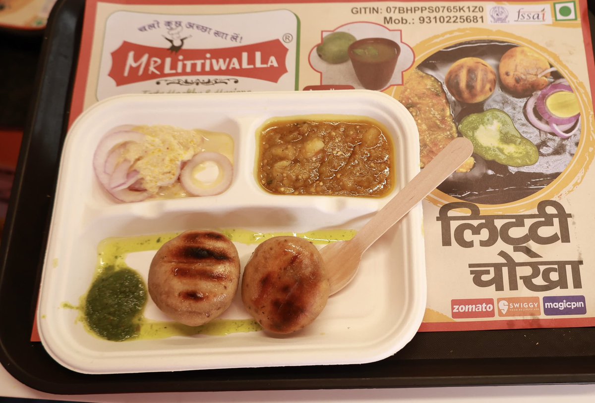 kundan_ias's tweet photo. Happy to inaugurate "Aaharika - The Cuisine of Bihar" by Mr Littiwala at India Gate! This new eatery will bring the rich flavors of Bihar to Delhi, offering delicious dishes at very reasonable prices. @IPRD_Bihar @NitishKumar @biharfoundation @TourismBiharGov
@MoHUA_India https://t.co/cZK33UCyQp