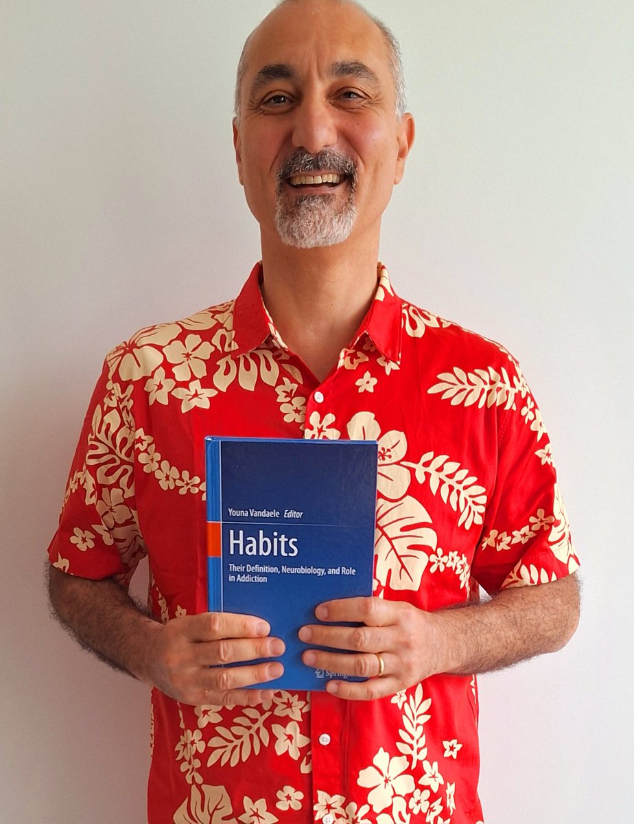 SergeAhmed's tweet photo. Look what just came in the mail 😀 

The definitive book on Habits edited by the brilliant Dr Youna Vandaele who is now associate professor at the University of Poitiers.

Merci Youna! https://t.co/73i0z5TlPc