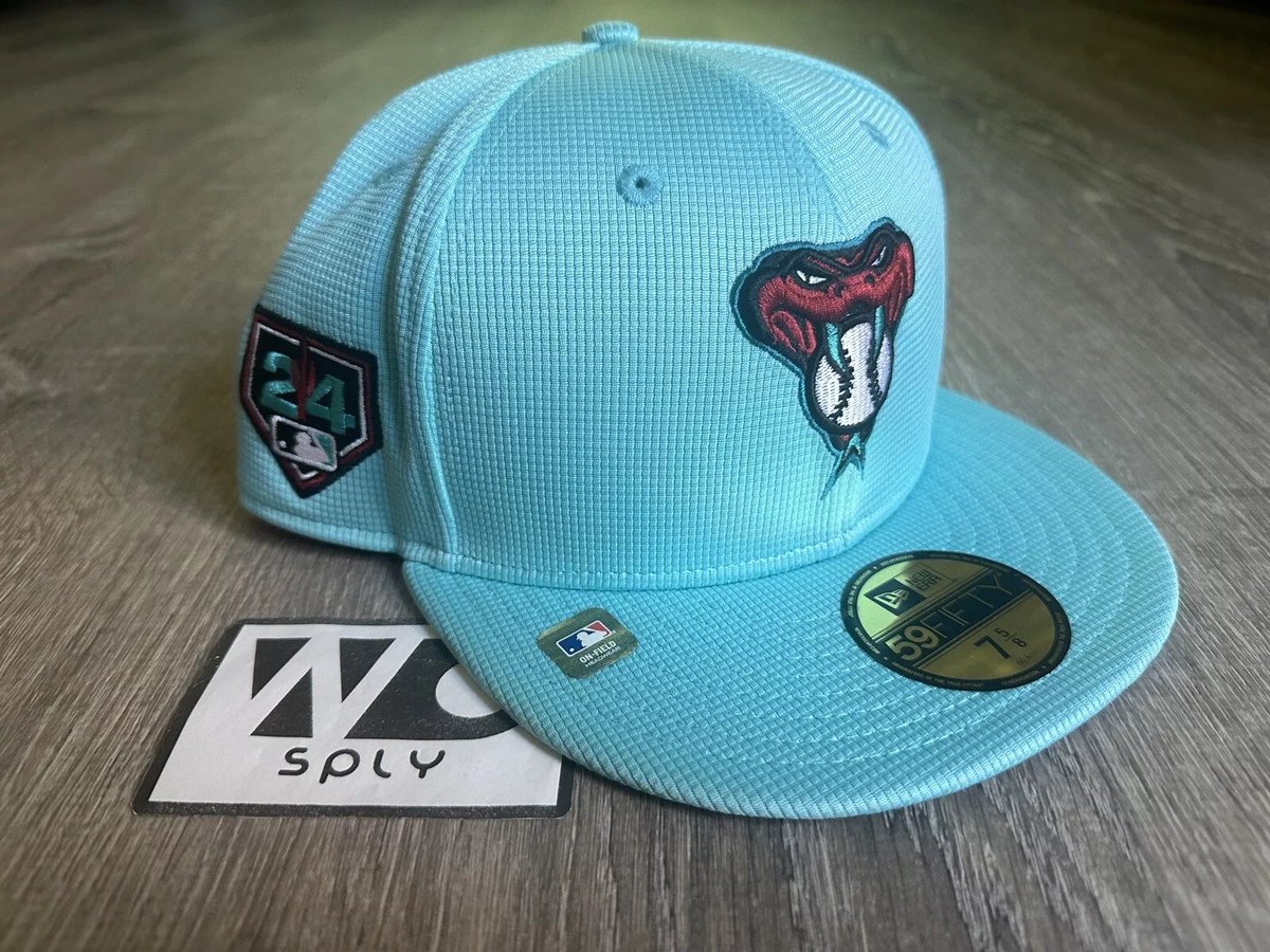 limited_issue's tweet photo. New Era &amp; MLB drop special limited edition 59Fifty hats all year round, including the off-season. We keep an eye on which of the 30 made draw a big demand. This spring training season, the Arizona Diamondbacks hat was a hit, at selling for nearly 3x its retail price! 🧢🔥 https://t.co/9rCNznyx4a