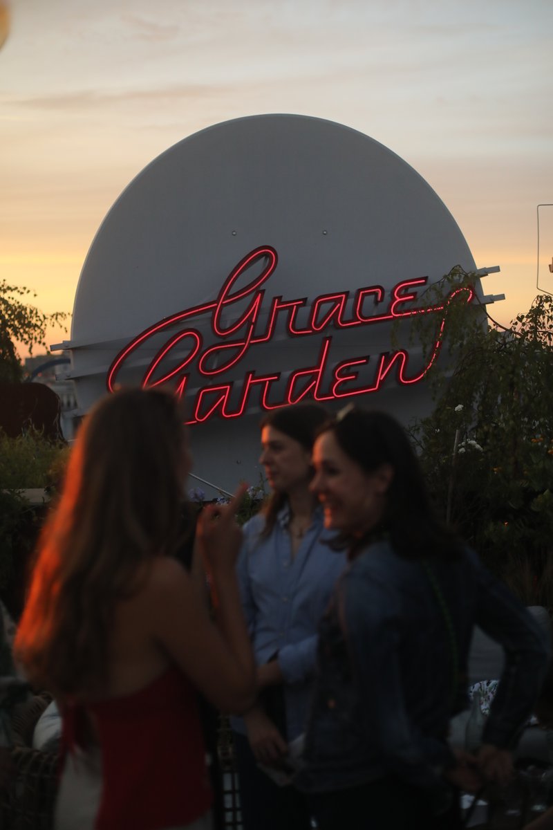 Daria_Suv's tweet photo. Our first sun-kissed open air #WAAPodcast was nothing less but magnificent 💖 Hearing Milka Loff Fernandes journey from her early days at VIVA, through challenging times, to a mindset so unwaveringly optimistic, upbeat and unlimited was deeply moving! 

More to come in September! https://t.co/OoNvmKKYRv