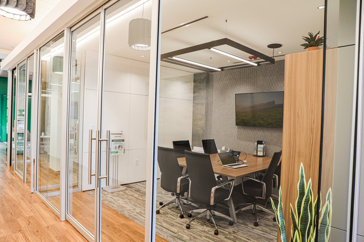 SpacesIncKC's tweet photo. Check out our new project for @CentralBankMW at their new Rainbow Branch Location! 

Read more about it here: 
https://t.co/yWT5JUgYbU

https://t.co/wiYzs8vRVY

#spacesinc #intentionalinteriors #corporateinteriors #corporatespaces #interiors #commercialspaces #kansascity https://t.co/hylewgYkvk