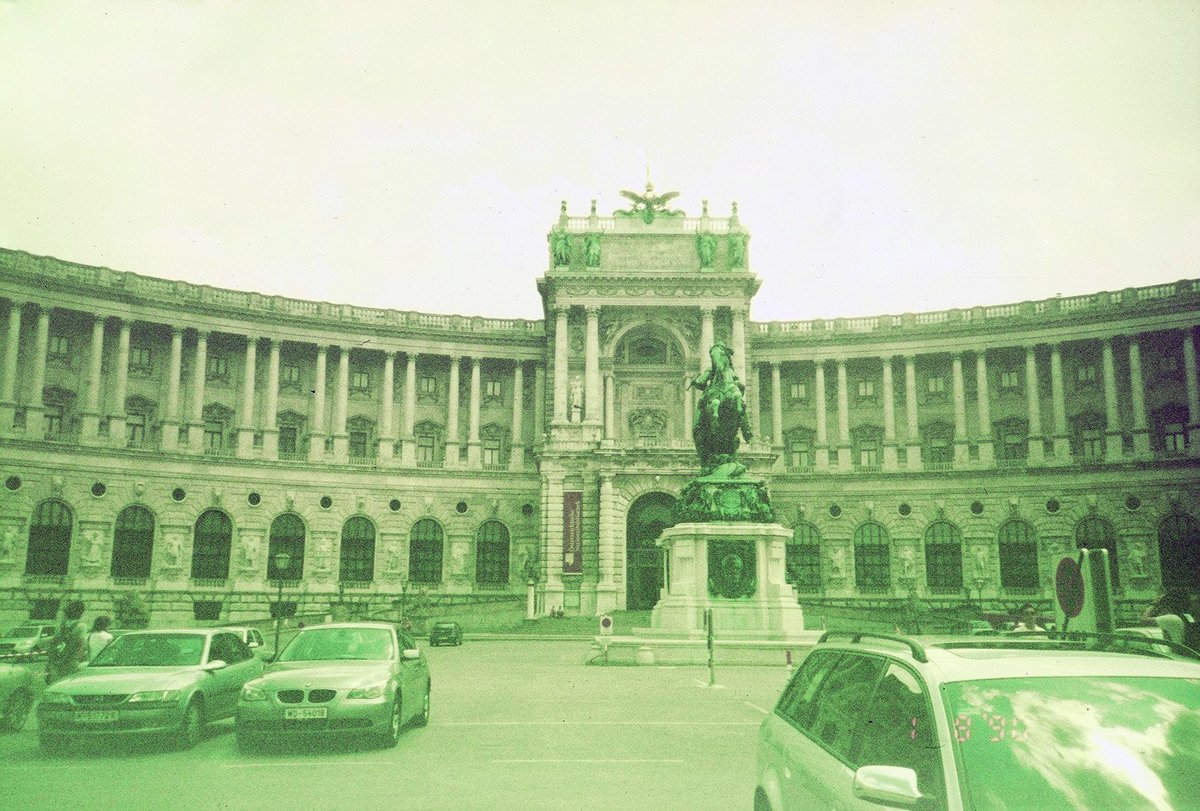 Stedilnik tweet media