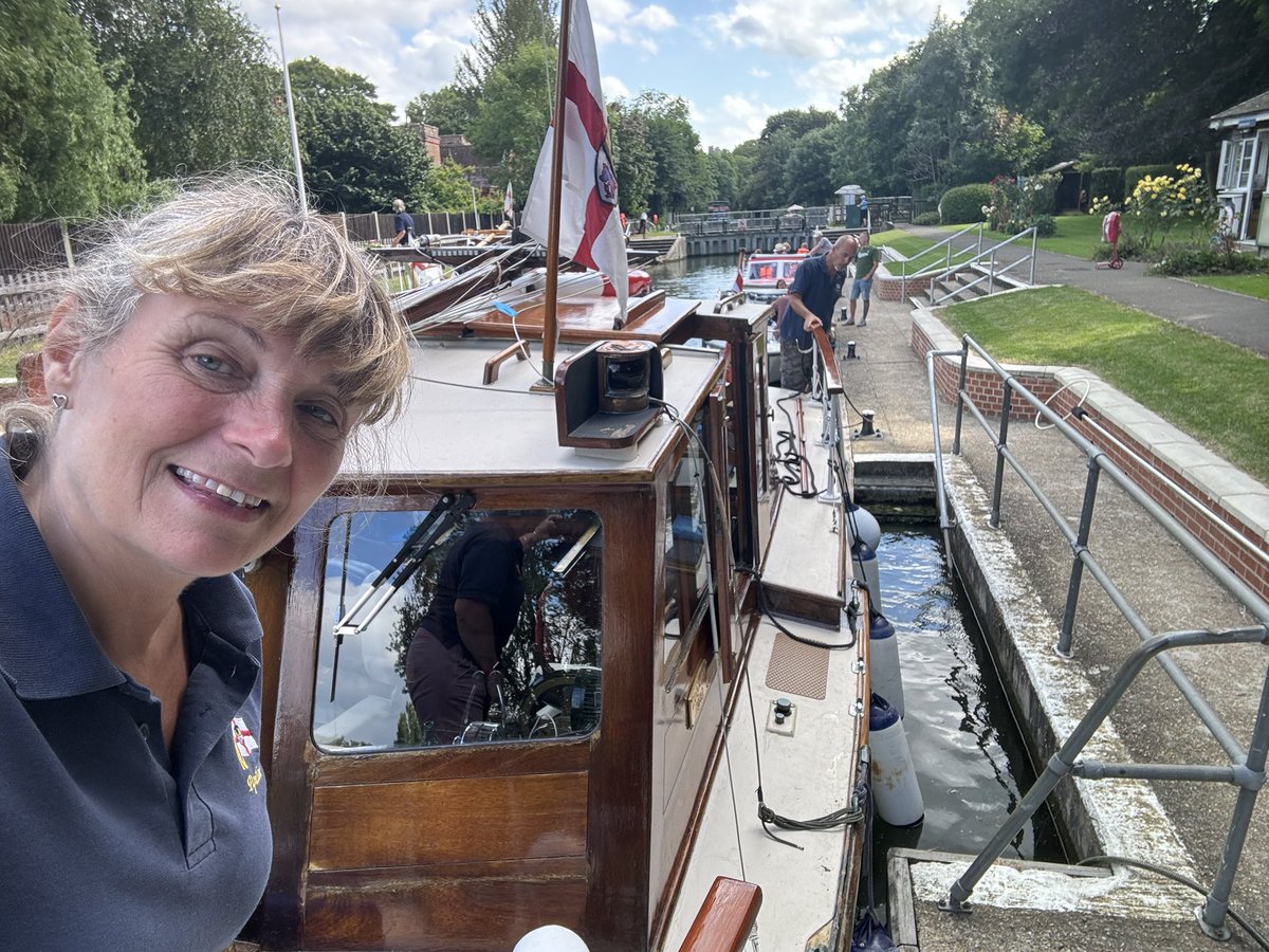 Papillon tweet media