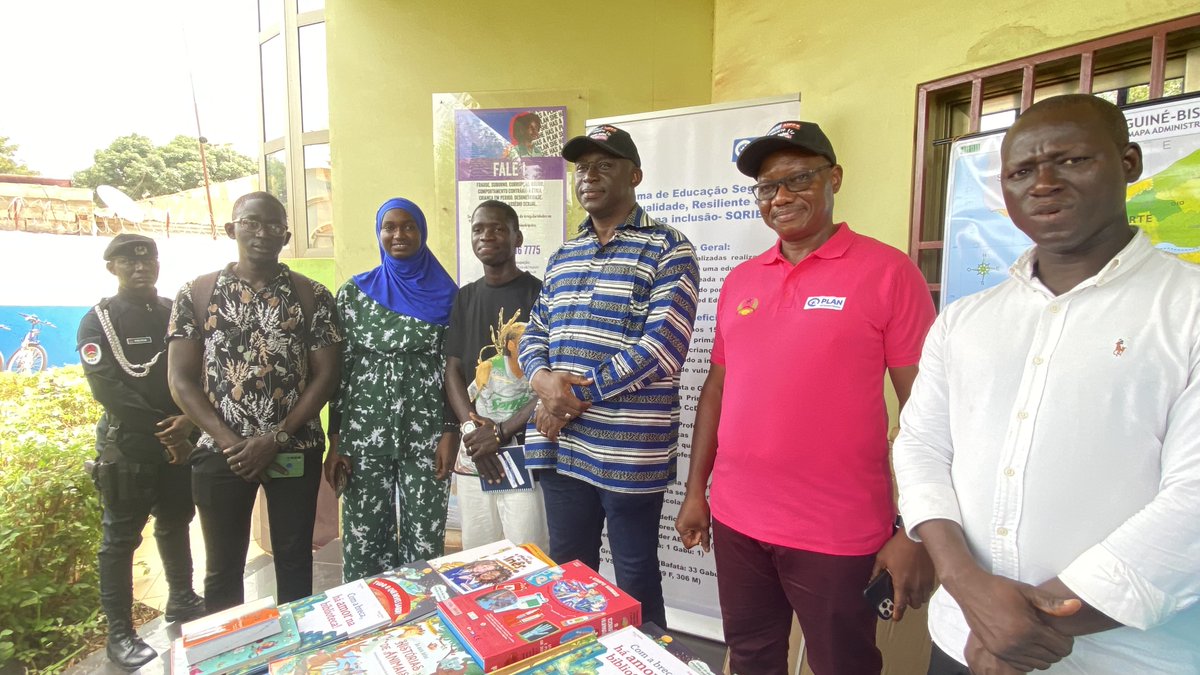 PlanGnb's tweet photo. The Head of Mission of Plan International Guinea-Bissau Mr Merdard Ouinsavi and the Minister of National Education Mr Henry Mane are on a working visit to Bafata today, 22 July 2024 as part of ongoing efforts to evaluate and improve educational initiatives in the region. https://t.co/J6yebazrR3