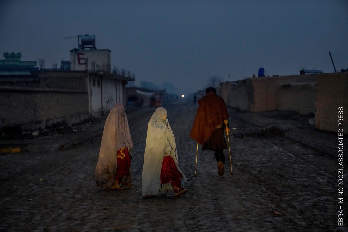 World Press Photo (@worldpressphoto) on Twitter photo ‘Afghanistan on the Edge’ by <a href="/EbrahimNoroozi1/">Ebrahim Noroozi</a>, <a href="/AP/">The Associated Press</a>, shows the daily lives of people impacted by intersecting crises across Afghanistan.
Discover more about the #WPPh2024 awarded story:
worldpressphoto.org/collection/pho… ‘Afghanistan on the Edge’ by <a href="/EbrahimNoroozi1/">Ebrahim Noroozi</a>, <a href="/AP/">The Associated Press</a>, shows the daily lives of people impacted by intersecting crises across Afghanistan.
Discover more about the #WPPh2024 awarded story:
worldpressphoto.org/collection/pho…