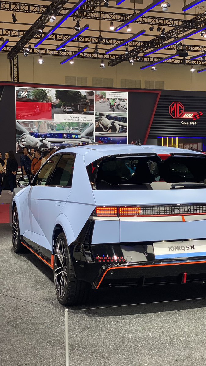 AseliJdm's tweet photo. alright, now i get the hype for Hyundai N😍
bener kata @RadityaP_01 , booth paling menarik satu GIIAS https://t.co/nMmYSW4Ge4