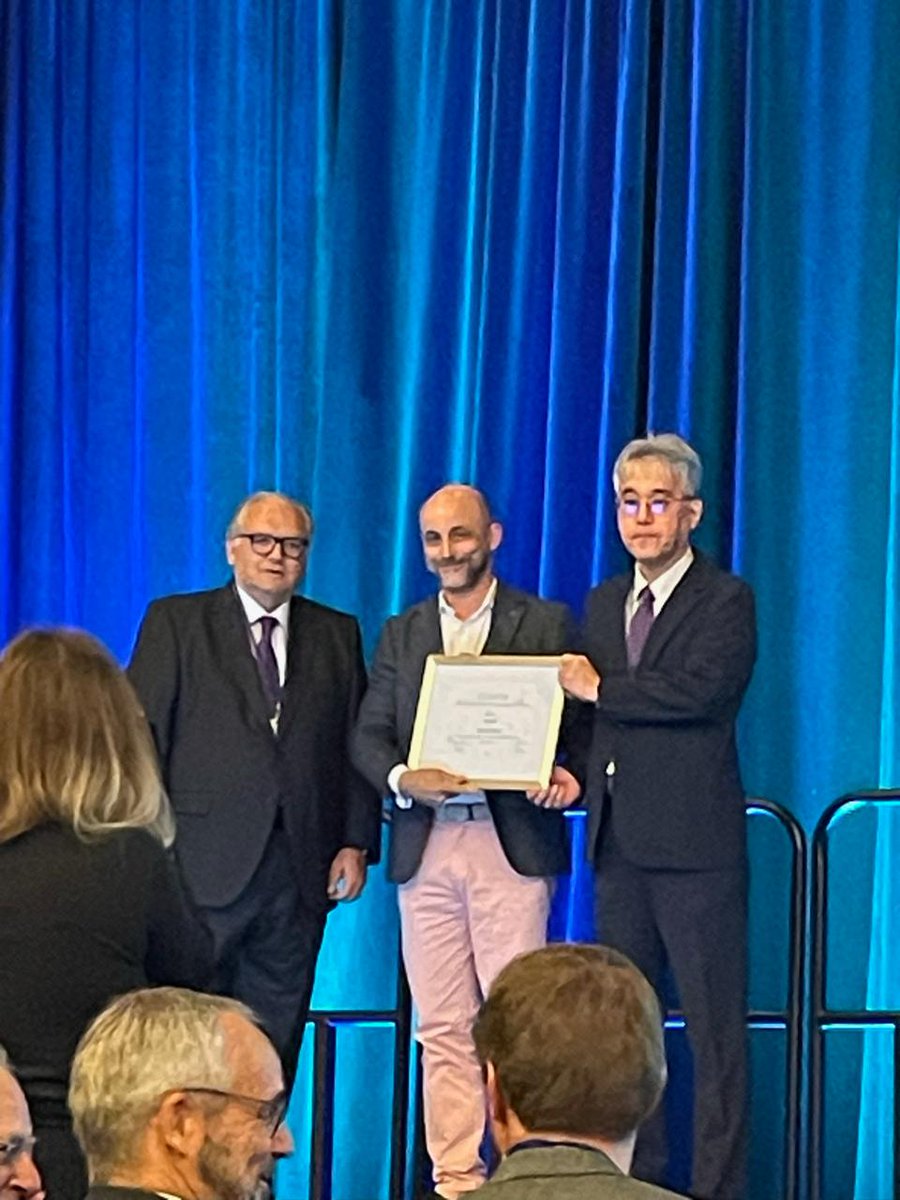 gilleslubineau's tweet image. I am honored to receive the IACM Fellows Award, which celebrates research excellence and active participation in the computational mechanics community. Thanks to the IACM and everyone involved!
#IACMFellows #ComputationalMechanics