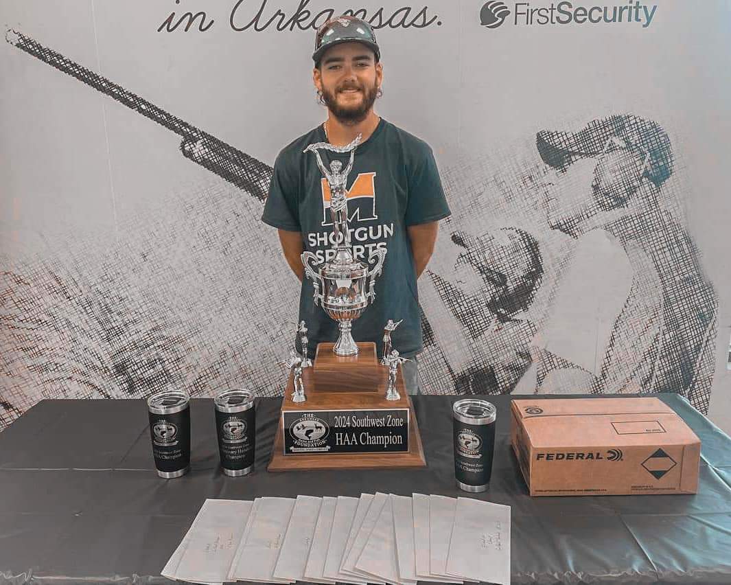Incoming freshman Gil Palmer recently competed in the ATA South Western Zone Shoot at Jacksonville! Here’s how he did:

🥇HOA Overall
🥇HAA Overall
🥇Handicap Champion

Great job Gil, keep up the great shooting!