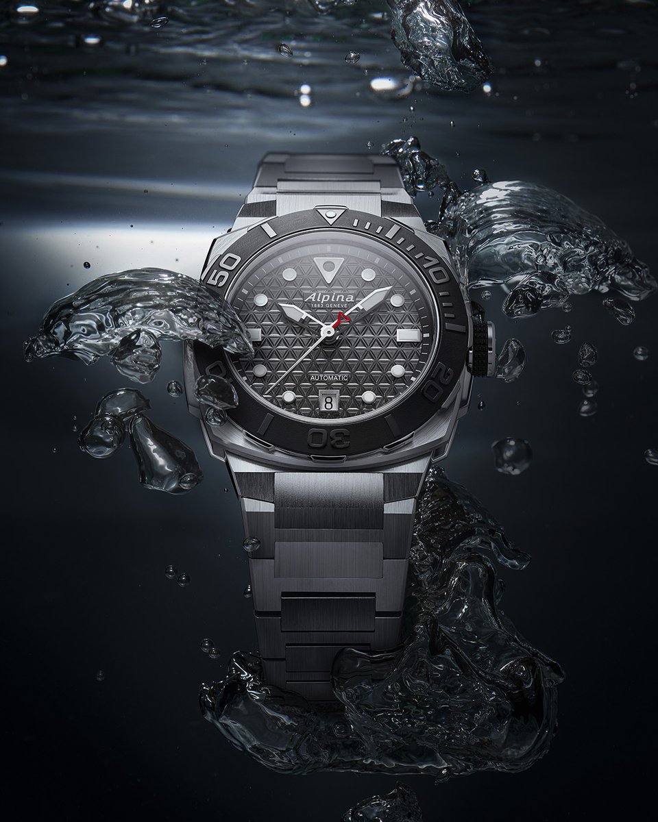 Alpinawatches's tweet photo. Looking for the perfect companion for your mountain and sea adventures?
Choose the Seastrong Diver Extreme Automatic: https://t.co/j1XERgXib9
#SeastrongCollection #DivingWatch #SportWatch #Extreme #SwissWatch https://t.co/HLUNFElPy3