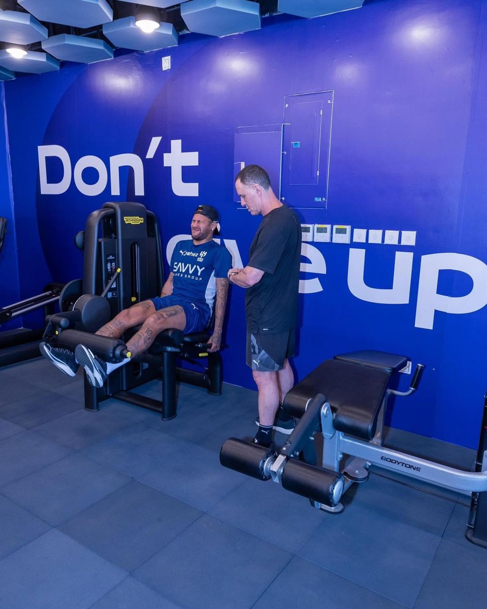 neymarjr's tweet image. Don’t give up 🔥