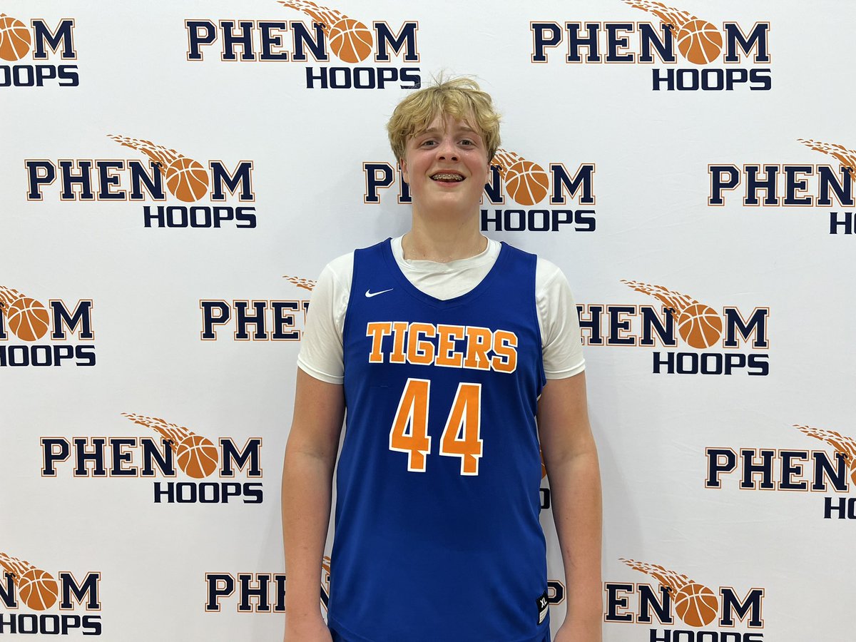 JeffreyBendel_'s tweet photo. Player Standouts at Phenom Summer Havoc

READ ||: https://t.co/w3Hthmmj14 #PhenomHoops https://t.co/HpGctYHP7x