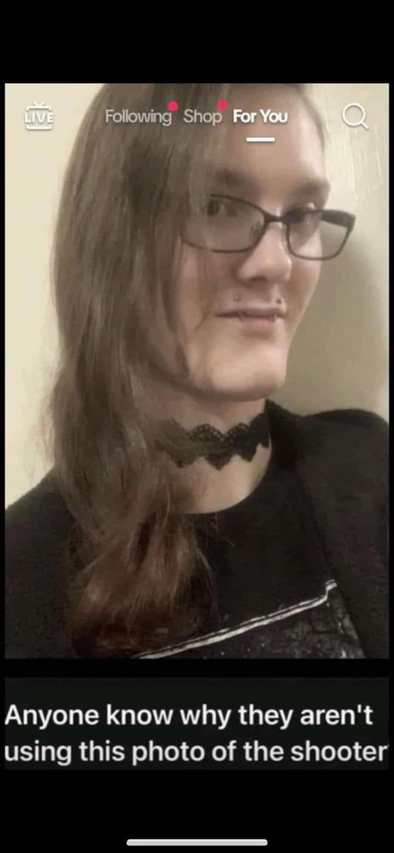 trapgodronnie's tweet photo. @fuccjesus @akafacehots @AOC Righttttttt “republican” https://t.co/Zpu7mWMzOE