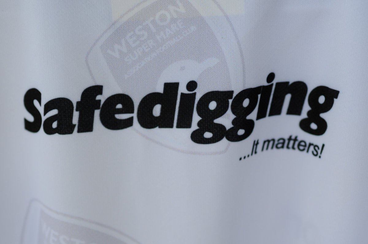 WSM_AFCOfficial's tweet photo. ⚪️🔍

🤝 #NKTeamwear, @uhlsportUK, #AvalisGlacierWater, #ThePhoneGuys, @safedigging 

📷 @mstainerphotog https://t.co/AdqTYWyi4D