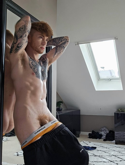 Like what you see?🥵🦊 https://t.co/7dxoPVqfZW