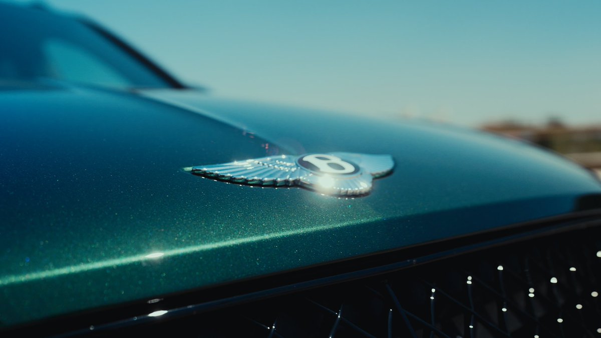 Youngchild_off's tweet photo. Quelques images de ma dernière vidéo pour Bentley https://t.co/rwySIPJJwv