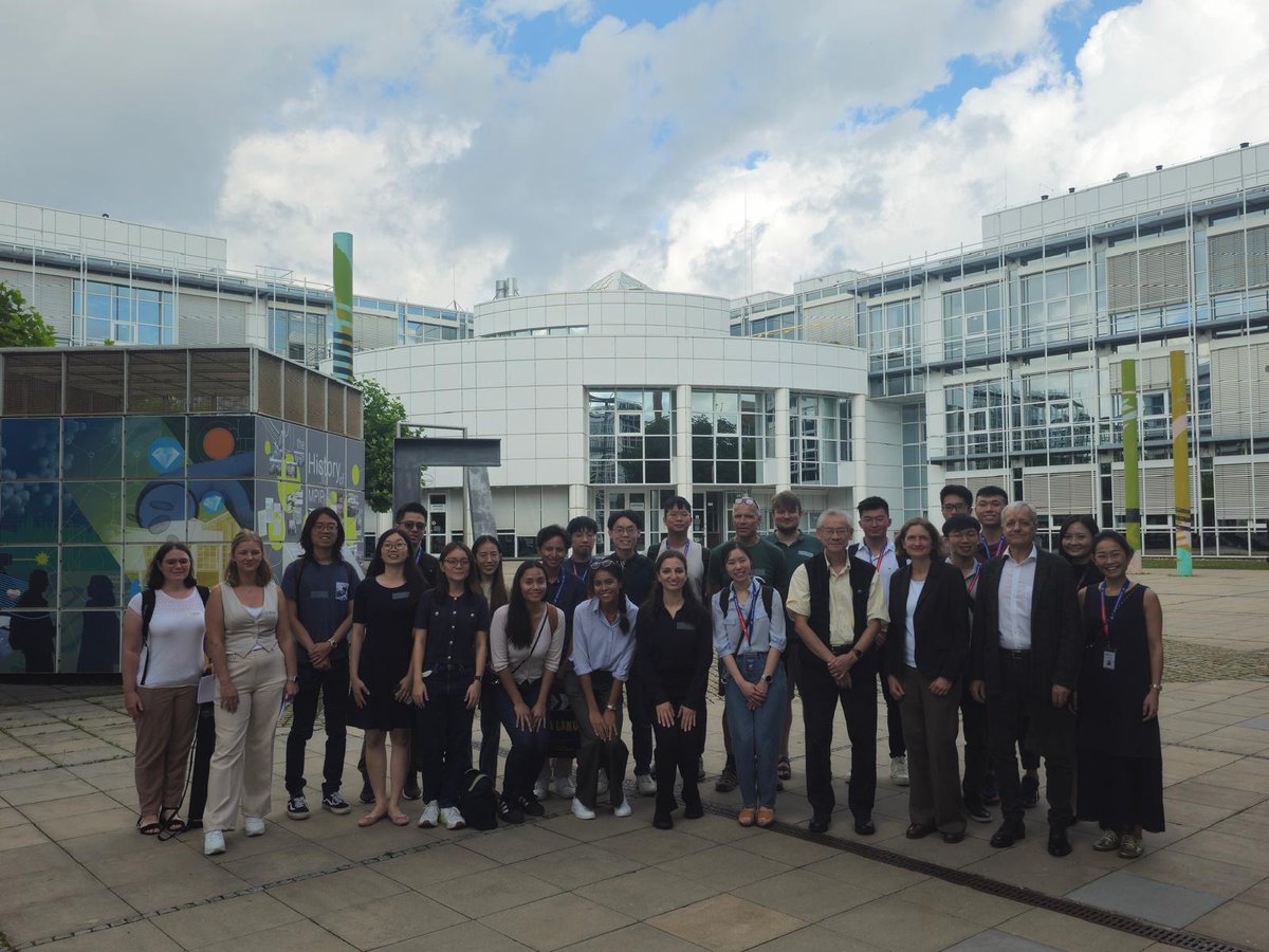We hosted the <a href="/ASTARsg/">A*STAR</a> delegates from Singapore in <a href="/mpi_polymer/">Max-Planck-Institut für Polymerforschung</a> today. We had a mini-symposium on Soft matters &amp; Biomaterials &amp; discussion on PhD program of the MPGC. Lively interactions, with presentation also from our exchange students &amp; collaborators &amp; colleague from MPI-Bio!