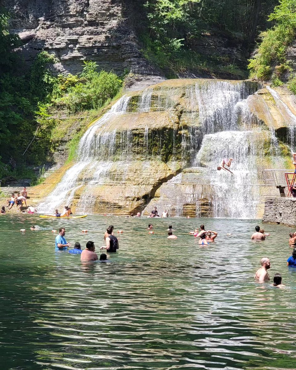 EngineeringSU's tweet image. 🌞  Robert H.Treman State Park in nearby Ithaca! #Upstate #FingerLakes