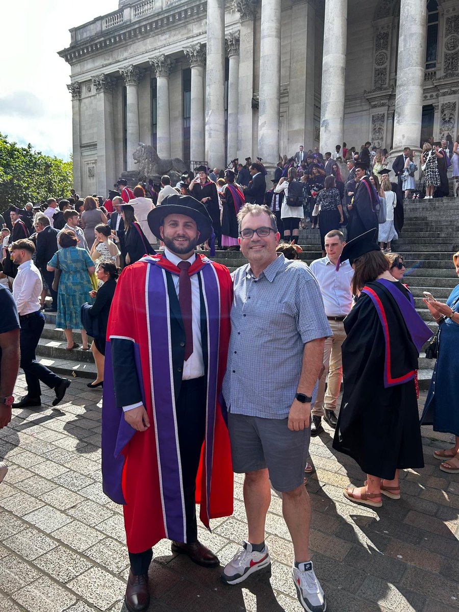 Another one of my fantastic #PhD students graduating. Well done <a href="/jamesmclay/">James Clay, PhD</a>!!