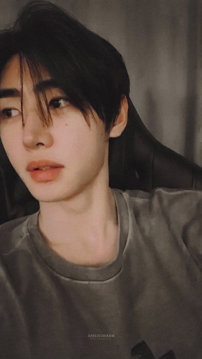 0722 11: 50
#성훈 #SUNGHOON