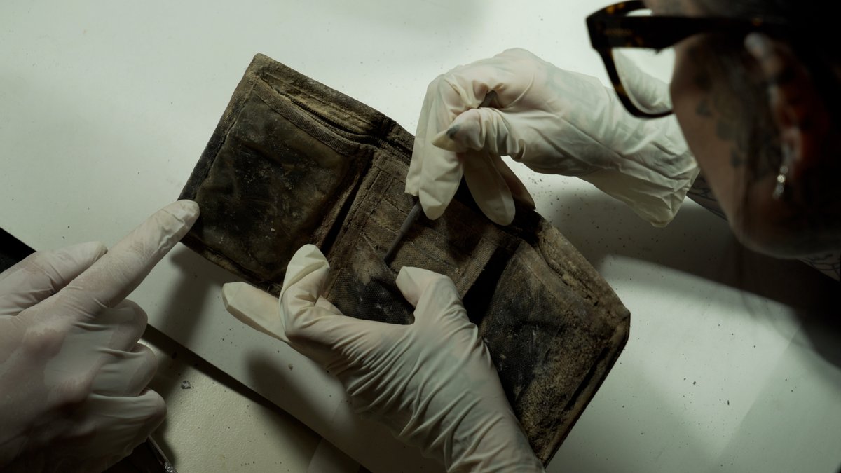 Inside the Greek lab working to uncover the lost identities of migrants

Watch our exclusively premiered film ‘Identifying the Displaced’ by Harry Lawson and soundtracked by <a href="/batu_uk/">Batu</a>: crackm.ag/3Wi1jMK