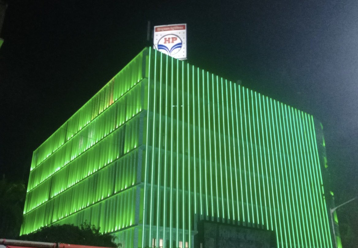 HPCL has always been at the forefront, supporting diversity &amp; inclusion, having touched over 32 lakh beneficiaries under our #CSR initiative during FY 2023 24.
We have championed the cause of supporting disabilities of various kinds and today, we have coloured our iconic