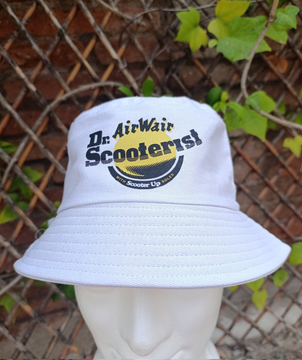 ScooterUpBCN's tweet photo. Scooterist bucket hat 
💥
https://t.co/njbZ3jTJtO
💥
💥
#scooterupclothing #vespa #vespagram #lambretta #scooterist #scooterboy #scootergirl #buckethat #drmartens #martens #skinhead #skingirl https://t.co/sh1xqHNZaI