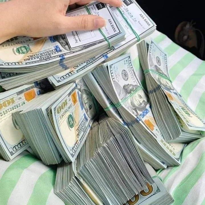 Fuck it. Drop your $ETH wallets🤑

✔️RT, Like 💙 
✔️join Pinned tweet