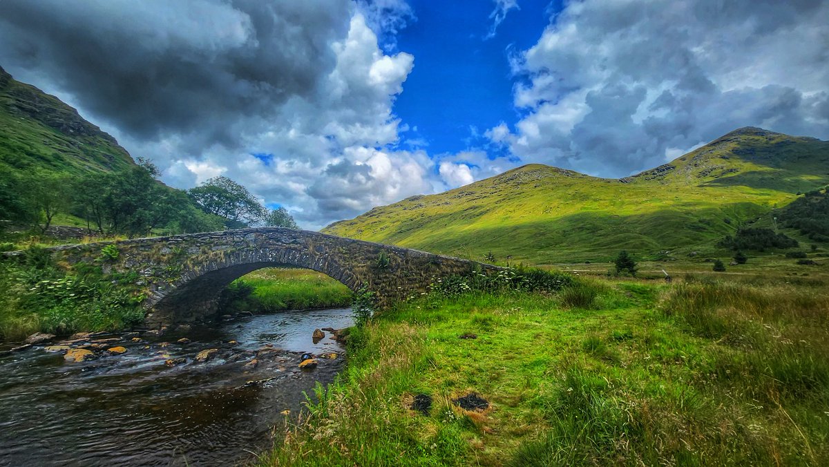 RAPAP2021's tweet image. Nice wee run around to Loch Goil to #Theboatshed  at #lochgoilhead .Nice food and lovely setting .
 Stopped off for photos at Butterbridge .Couldn't believe the rubbish in an area of outstanding beauty . It is supposed to be monitored by A&amp;amp;B Council enforcement officers .