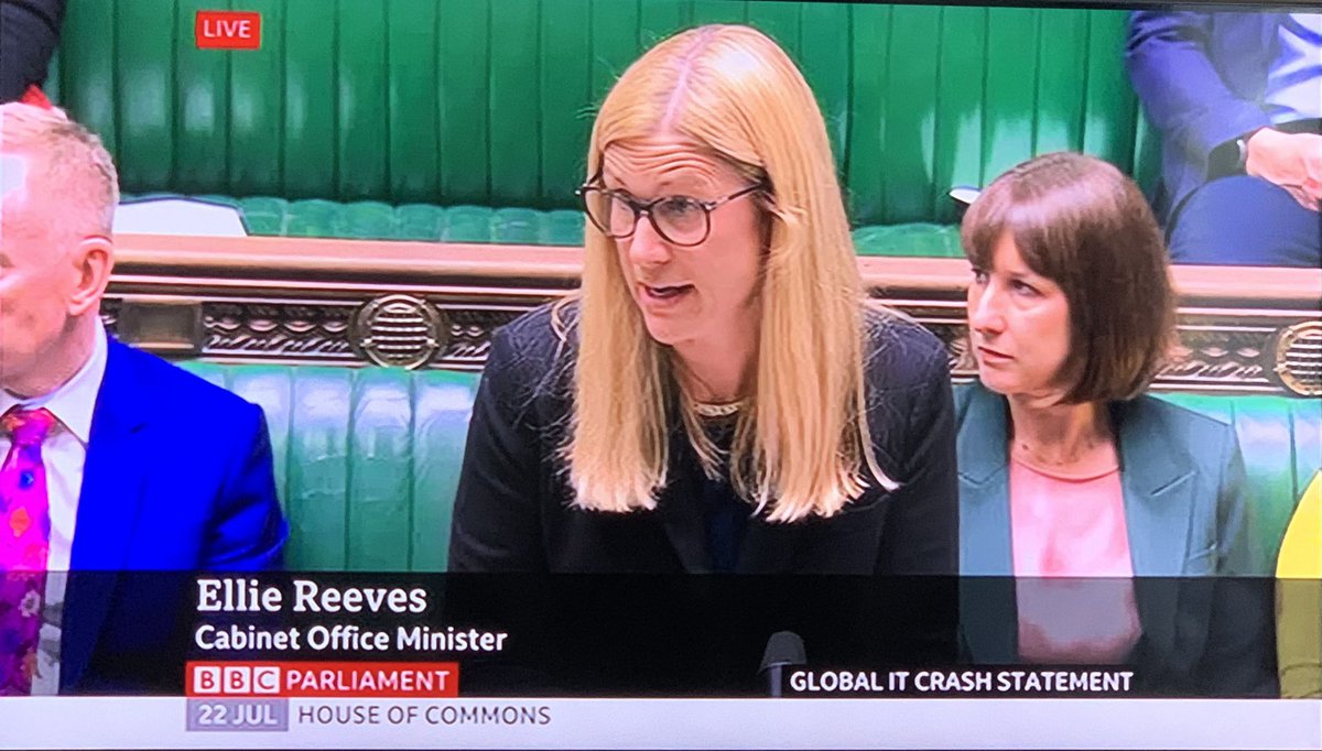 LWEDCLP's tweet photo. So proud to see our amazing MP @elliereeves at the Dispatch Box making her first Ministerial Statement - and with her sister @RachelReevesMP by her side, two incredible women from Sydenham! https://t.co/ROaCnAY4QN