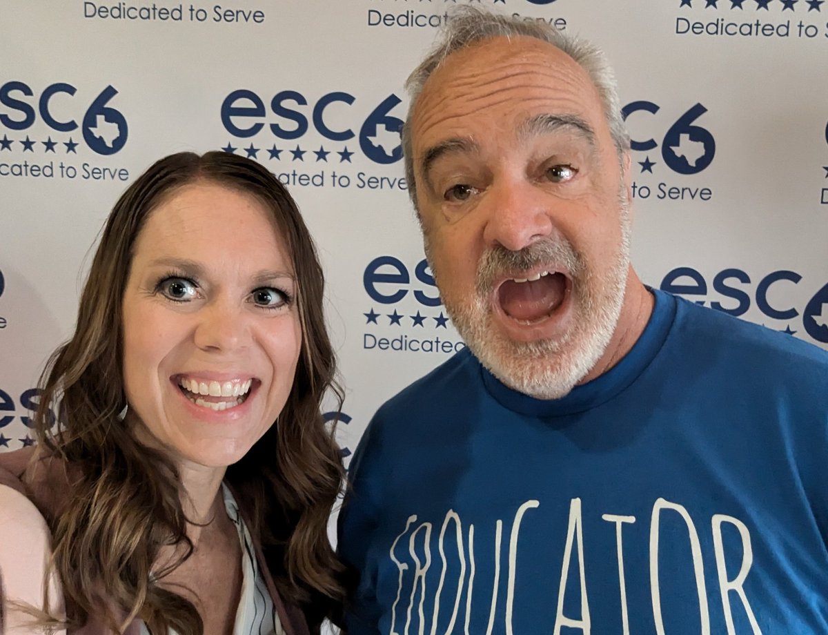 LindsayKemeny's tweet photo. Look who I met today! ๐คฉ Happy to be speaking in Huntsville, Texas! @gerrybrooksprin #mightymoves https://t.co/DvKgrJkWq6