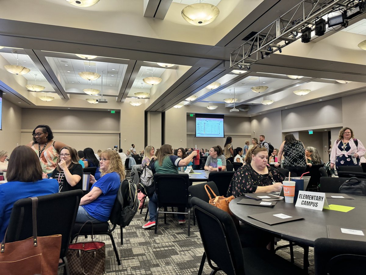 VillamilMaritz's tweet photo. Our PLC Lead team is taking proactive steps to establish explicit norms, ensure accountability, and implement effective systems for the future. Exciting times ahead! #kleinisdfamily #kleinisdmath #kleinisdteachers https://t.co/rZptJs6DVr