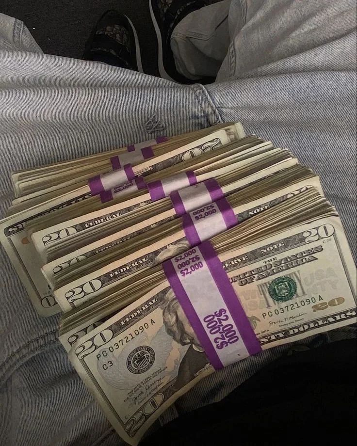 0.3 ETH ---- 20🏆 Winners       
                                                                  
To enter:                                                                                          
1. Retweet &amp; Follow me
2. Drop Wallet Address