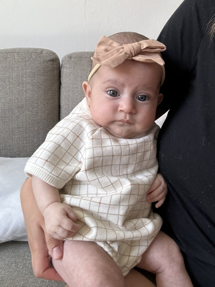 irisv_7's tweet photo. Just like that our little 4.5lb baby is a 3 month old 💛 https://t.co/LUckkTUtVS