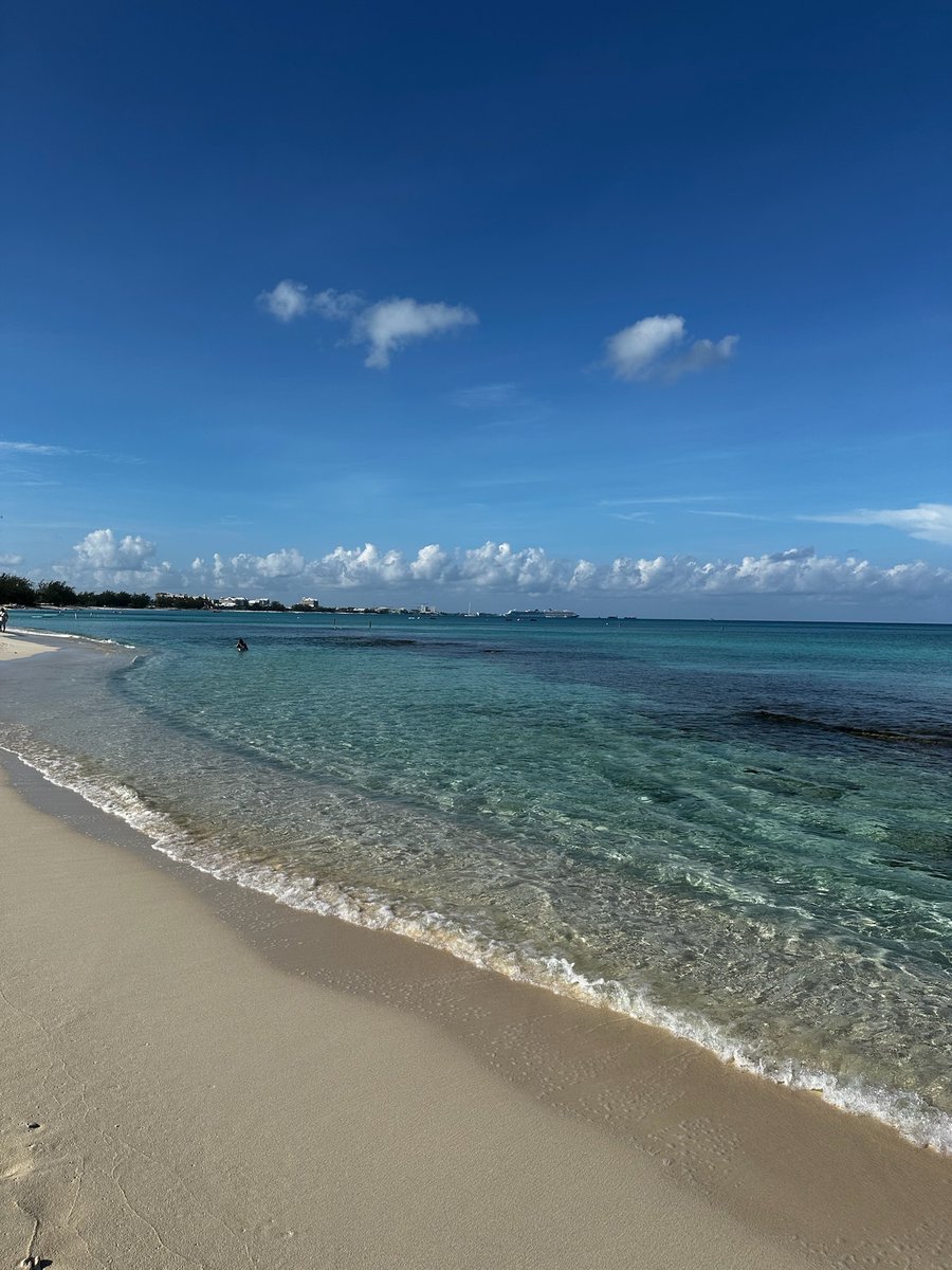 A well rested mind is a powerful one so don’t hesitate to schedule that vacation you’ve been thinking about. Your work and soul will thank you!

#WorkLifeBalance #TakeABreak #WellBeing