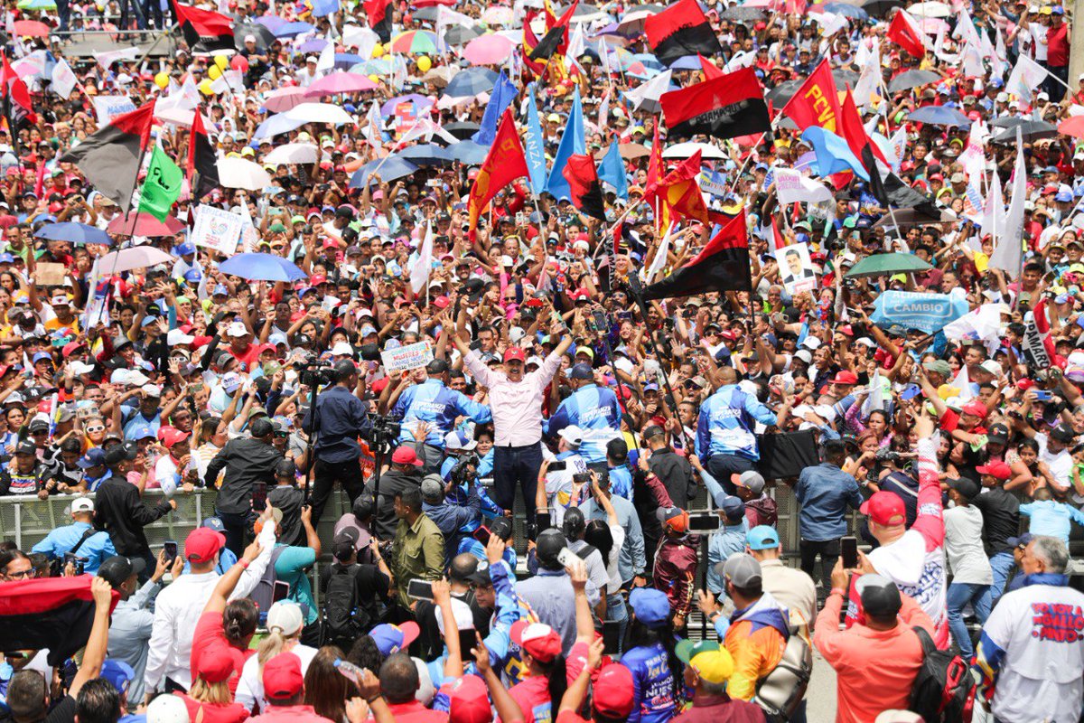 #EsNoticia 📰| Presidente <a href="/NicolasMaduro/">Nicolás Maduro</a> entregó obras para el pueblo de Trujillo, como parte de su peregrinación que también lo llevará a los estados Táchira y Mérida.

✅Entrega del Hospital José Gregorio Hernández del municipio Trujillo, gracias al 1x10 del Buen Gobierno. 
✅