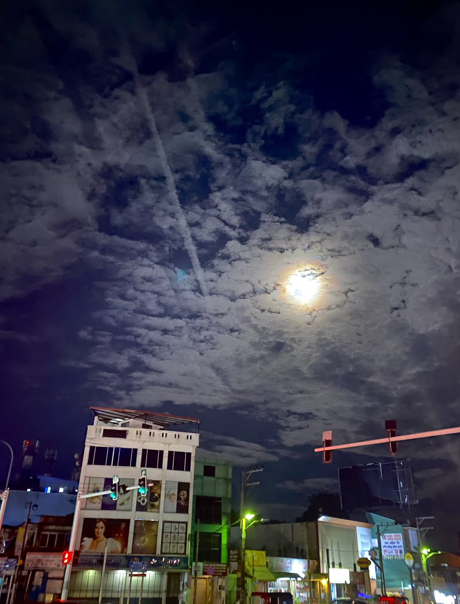 induinduu's tweet photo. Monday - 22/07/2024
9.40 pm
#MoonMine https://t.co/j3iQdIXyrT