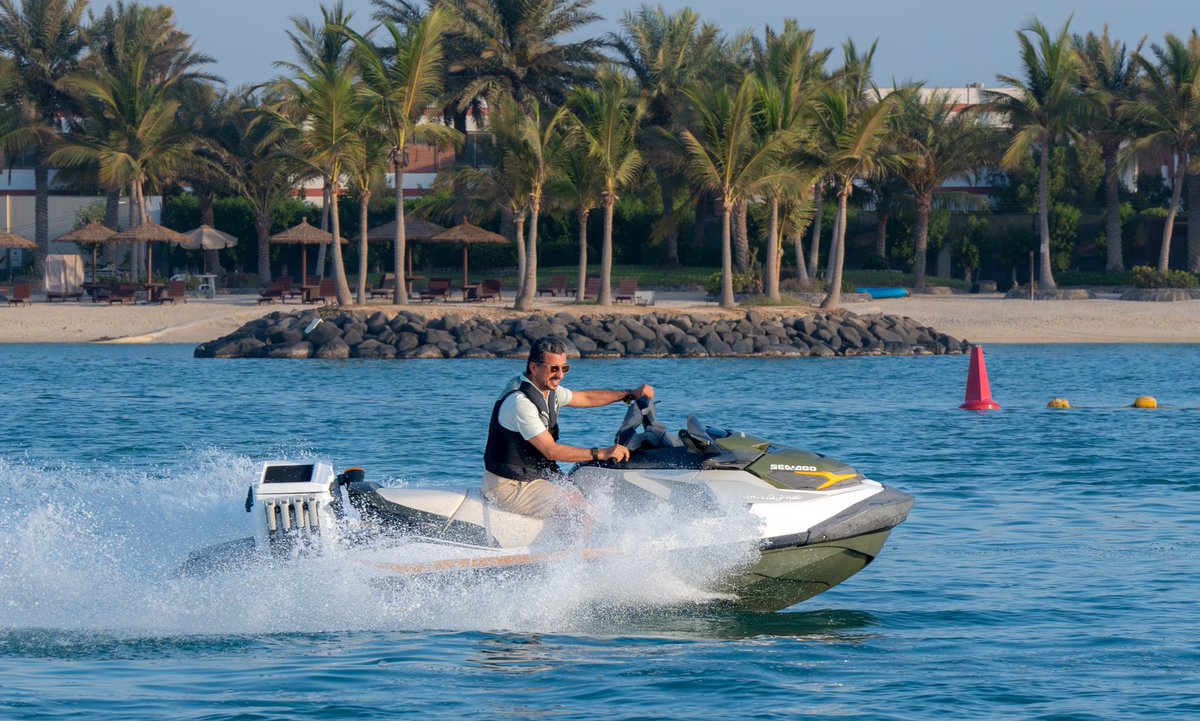 AhmedAlKhateeb's tweet photo. استمتعت ب��يارة الوجهات السياحية الجمالية والمتنوعة والفعاليات البحرية، وسط أجواء صيفية مفعمة بالحماس ضمن فعاليات برنامج #صيف_السعودية.

جدة #تراها_أقرب https://t.co/52suKVKEWh